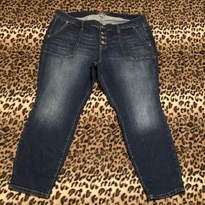 2 for $25 TORRID Jeans Women’s Size 20 Short Mid-Rise Skinny TORRID FEEL THE FIT
